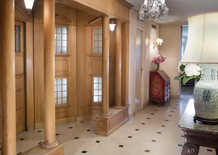 Hotel Du Danube Saint Germain Parigi